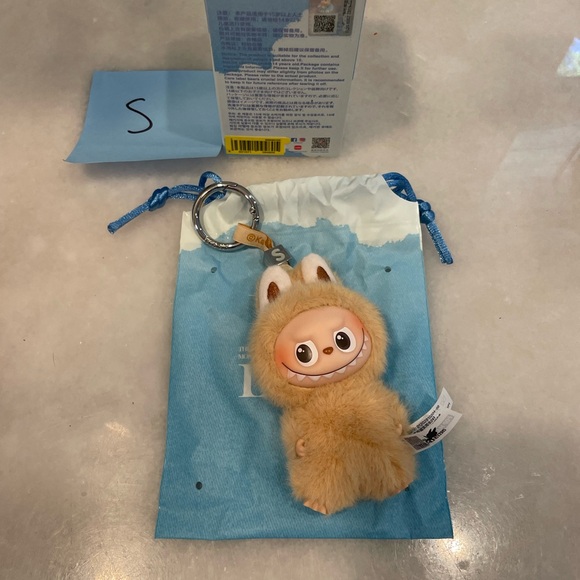 Authentic Pop Mart The Monsters Pin for Love Labubu Plus Pendant Letter S - Picture 3 of 4